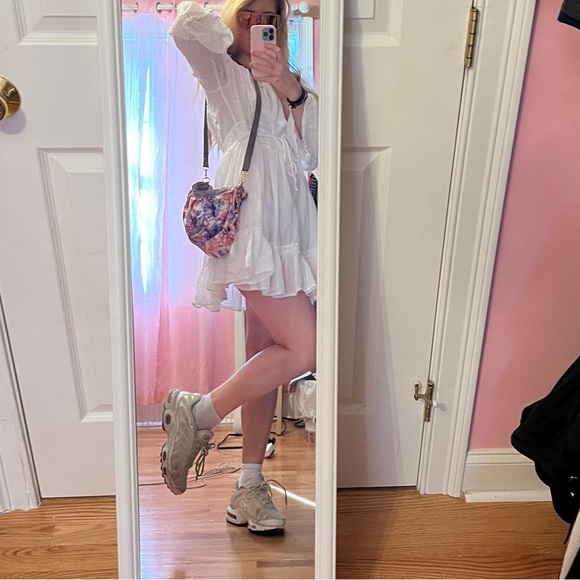 ✨ - Picture 5 of 12